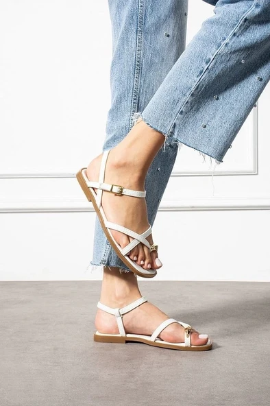 BİÇOMİ Nordi Beyaz Cilt Kemerli Sandalet - Resim 3