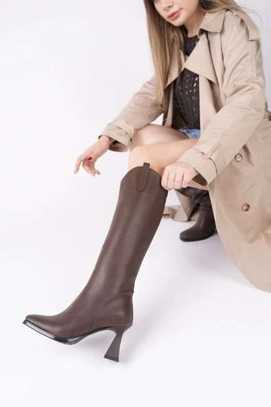 Muggo ASTORİA Küt Burun Yandan Fermuarlı Topuklu Kadın Çizme - 7