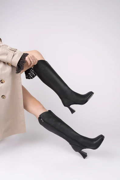 Muggo ASTORİA Küt Burun Yandan Fermuarlı Topuklu Kadın Çizme - 12