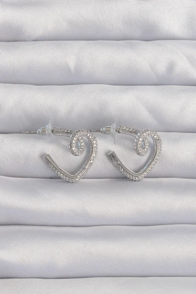 Pirinç Gümüş Renk Zirkon Taşlı Kıvrımlı Yarım Kalp Küpe ürün görseli 1