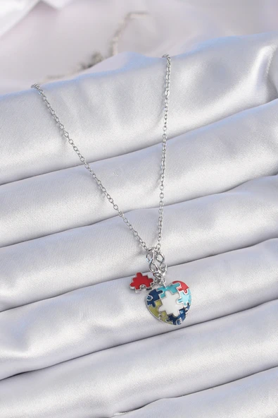 316L Çelik Gümüş Renk Yapboz Motif Kalp Figür Charm Model Kadın Ke - Resim 2