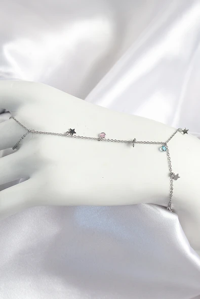 Pirinç Renkli Zirkon Taşlı Sallantılı Yıldızlı Model Gümüş Renk Kadın Şahmeran