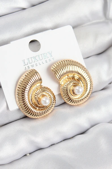 Pirinç İnci Detaylı Girdap Model Gold Renk Kadın Küpe ürün görseli 1