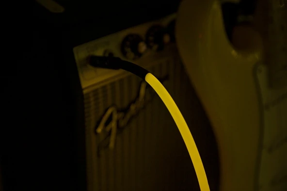 Fender Professional Fosforlu Turuncu 5m Enstrüman Kablosu - Resim 3