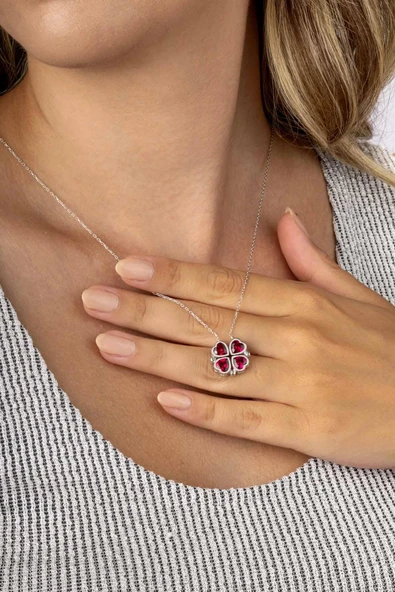 Gümüş Pazarım Açılır Kapanır 2 Kullanımlı Kırmızı Taşlı Yonca Kalp Kadın Gümüş Kolye ürün görseli 1