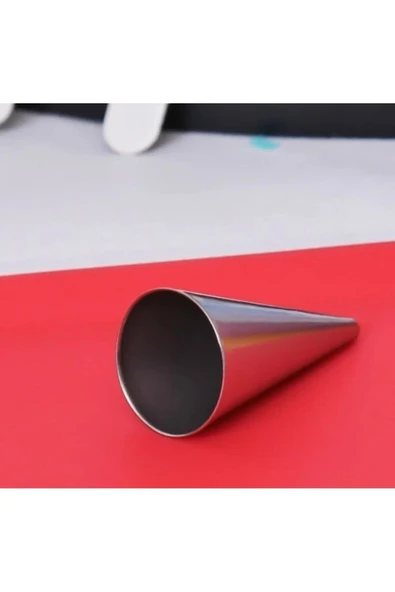 Siliko World Pasta Üzeri Yazı ve Dekorasyon Amaçlı Krema Torbası Ucu (duy NO5), 1 Adet + 4 Adet Sıkma Torbası - 5