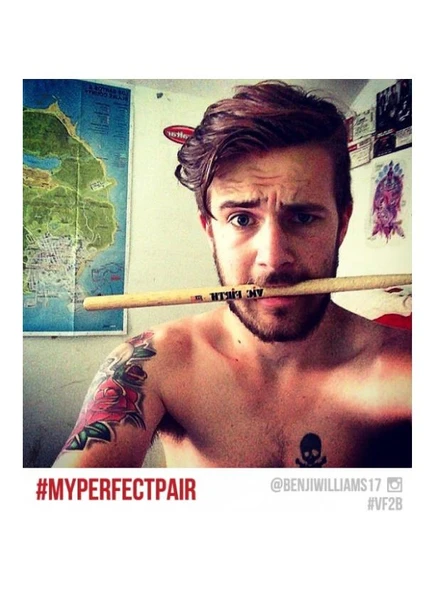 VICFIRTH V2B BAGET HICKORY, 0.630"x16 1/4", MED - Resim 2