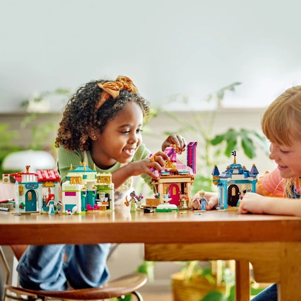 LEGO 43246  Disney Princess Disney Prensesi Pazar Macerası - Resim 9