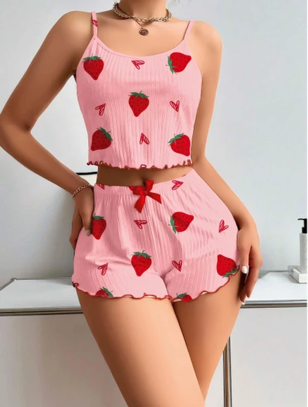 Litae Pamuklu Pembe Üstüne Çilek Desen Fitilli Askılı Şortlu Pijama Takımı ürün görseli 1