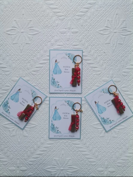 64 Adet Kişiye Özel Kına Hatırası Dağıtmalık Hediyelik Kırmızı Anahtarlık ve Paketlenmiş Kına - Resim 4