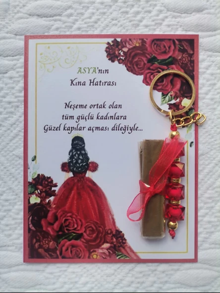 32 Adet Kişiye Özel Kına Hatırası Dağıtmalık Hediyelik Kırmızı Anahtarlık ve Paketlenmiş Kına ürün görseli