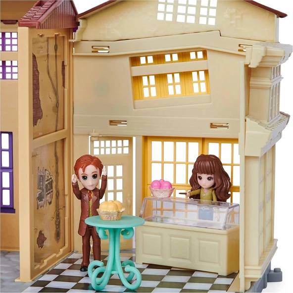Wizarding World Small Doll Diagon Alley (Hermione ve Fred) - 5
