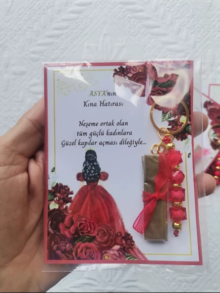64 Adet Kişiye Özel Kına Hatırası Dağıtmalık Hediyelik Kırmızı Anahtarlık ve Paketlenmiş Kına - 5