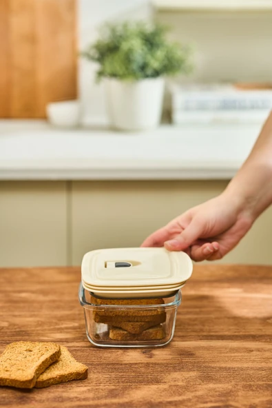 Cream Vakumlu Kapaklı Cam Saklama Kabı 0.43 Lt - Resim 3