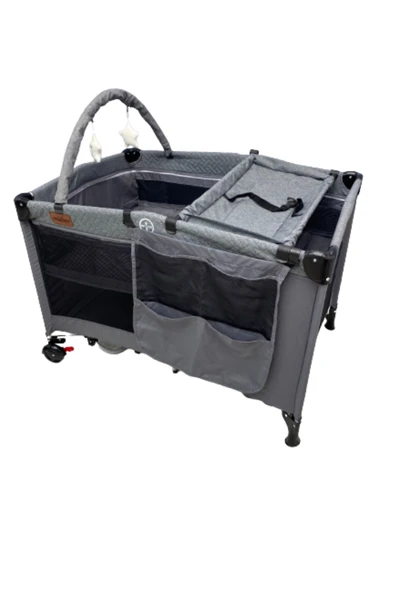 TURHAN BEBE Oyuncaklı Alt Açması Ara Katı Tekerlekli Oyun Park Beşik Yatak Hediye 70/110 Yatak Hediyeli - 4