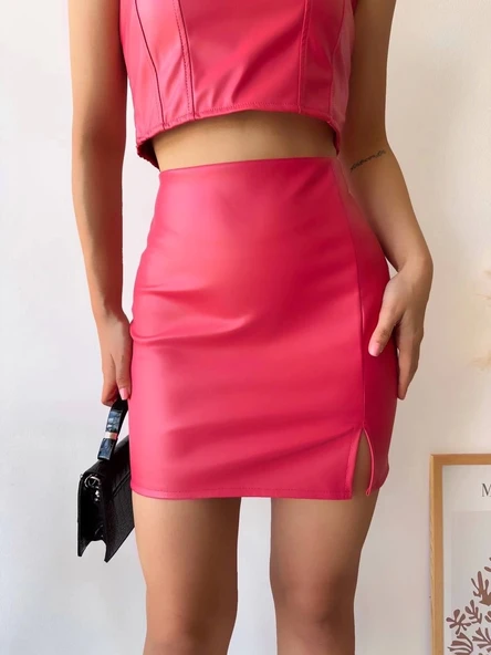 Tek yırtmaçlı arkadan fermuarlı deri etek fuşya s24475 - 3