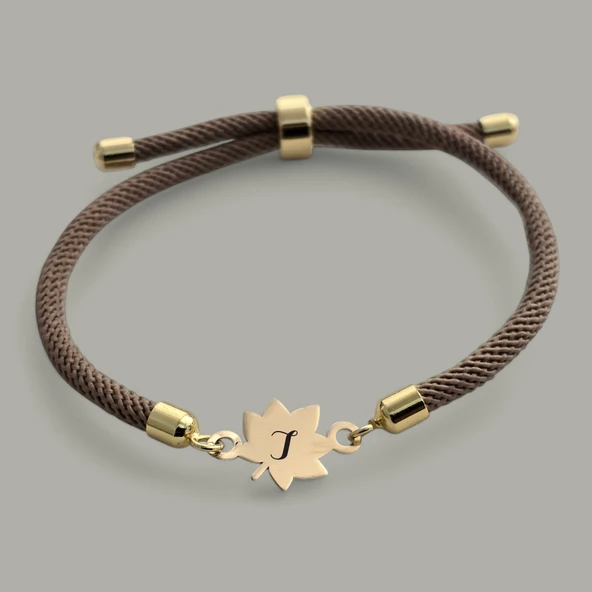 Harfe Özel 14 Ayar Altın Plakalı Yaprak Figürlü Kahverengi İpek Örgülü Hediye Bileklik-331 ürün görseli