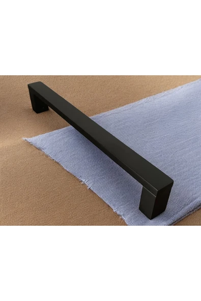 Şile Mat Siyah AP229 Çekme Kapı Kolu Sürgülü Çekme Kol 40 Cm 1 Adet ürün görseli