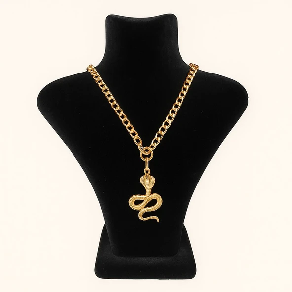 Altın Renk Kobra Yılanı Figürlü Kolye
