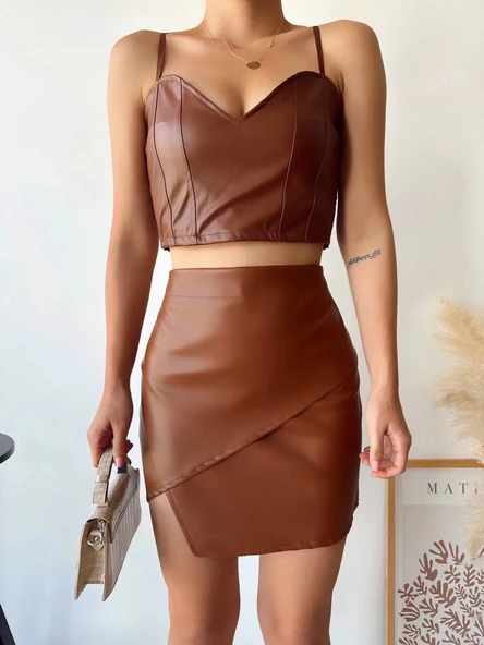 Kapaklı asimetrik model deri etek kahve s240106 ürün görseli 1