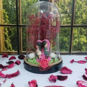 Fanus Teraryum Sevgiliye Hediye Kalp İçinde Sevgililer Temalı Kuru Çiçekli ürün görseli