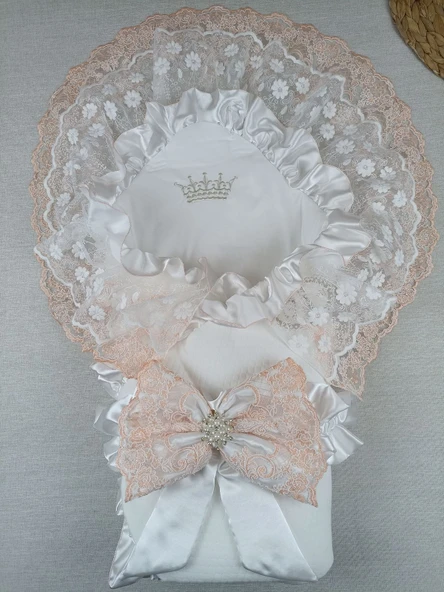 Yenidoğan Bal Peteği Taç Nakışlı Lüks Kundak Bebek Battaniyesi ürün görseli