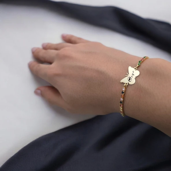 İsme Özel Kelebek Motifli Zincirli Renkli Taşlı 14 Ayar Altın Plakalı Hediye Bileklik-340 ürün görseli