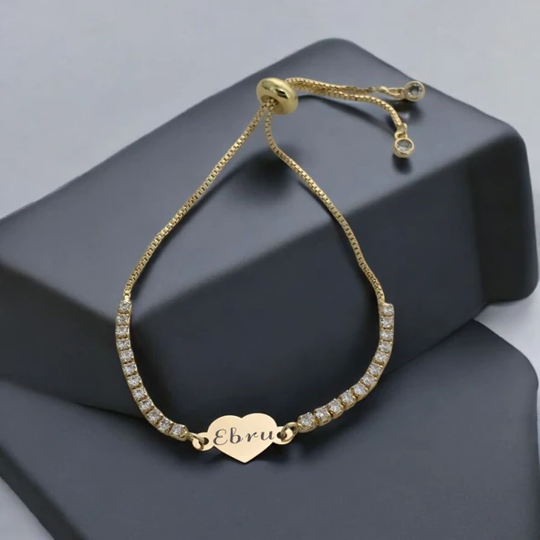 İsme Özel Kalp Figürlü Zincirli Beyaz Taş Desenli 14 Ayar Altın Plakalı Hediye Bileklik-350 ürün görseli