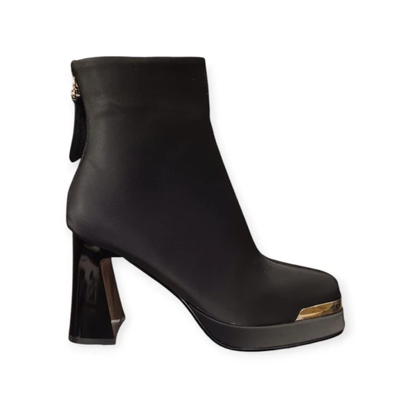 GUJA 25K414-2 PLATFORM TOPUK KÜT BURUN KLASİK KADIN BOT ürün görseli