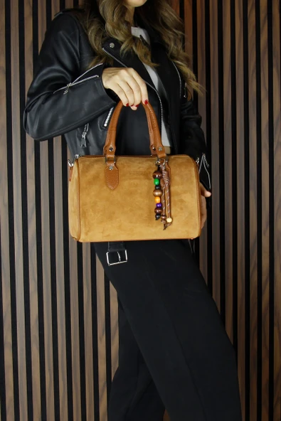 Erkan Saçmacı Taba Hakiki Dana Süet Fermuarlı İç Cepli Askılı Boncuk Aksesuarlı Günlük Büyük Boy Omuz Çantası - Resim 3