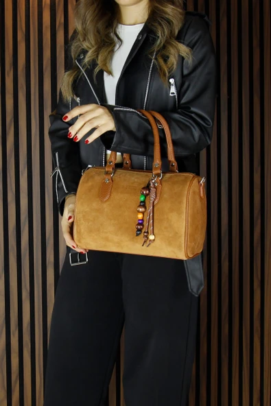 Erkan Saçmacı Taba Hakiki Dana Süet Fermuarlı İç Cepli Askılı Boncuk Aksesuarlı Günlük Büyük Boy Omuz Çantası - Resim 2