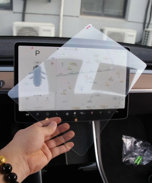 Tesla Model Y 15.6" Multimedya Ekran Koruyucu – 2in1 Nano Cam Çizilmez Koruma - Resim 6