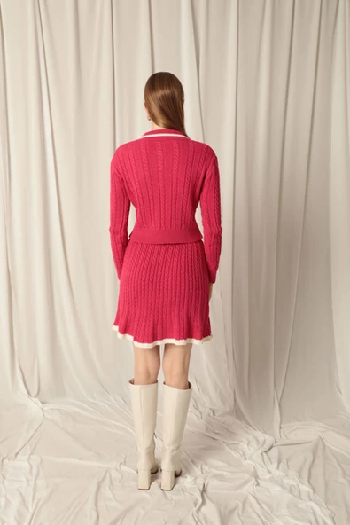 Triko Kumaş Yakalı Saç Örgülü Desen Fuşya Etek Takım - Resim 2