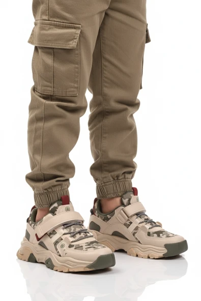 Pepino Krem Cırtlı Erkek Çocuk Spor Ayakkabı ürün görseli