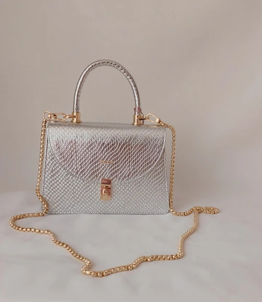 252HÇ156 Model Sarach Marka Gümüş Renk El ve Omuz Abiye Çanta - 4