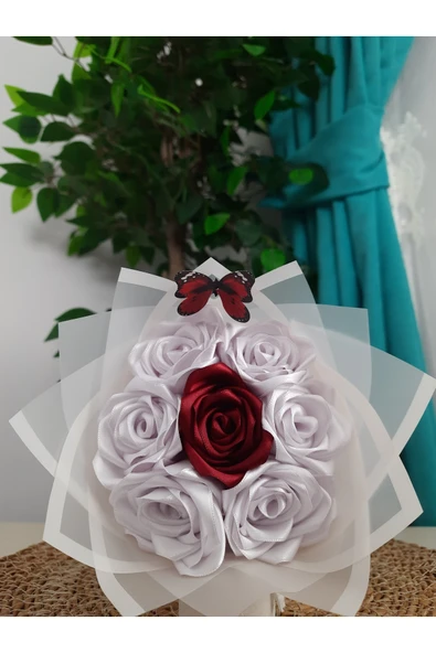 BUKET DÜNYASI 7 Li Solmayan Gül Buketi Beyaz Gül Ortası Tek Bordo Dışı Beyaz - 1