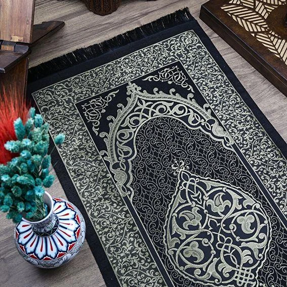 Hediyelik İpek Nur Tafta Seccade Koyu Siyah 68x110 cm - 200 gr - 1
