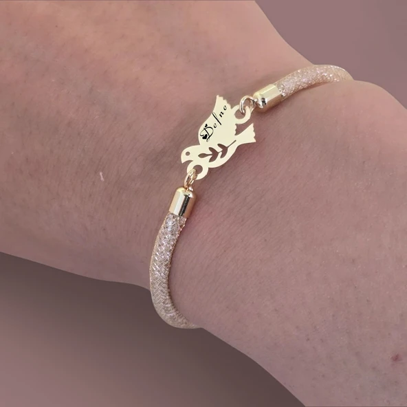 İsme Özel Kuş Motifli Hasır Kordonlu 14 Ayar Altın Plakalı Hediye Bileklik-365 - Resim 4