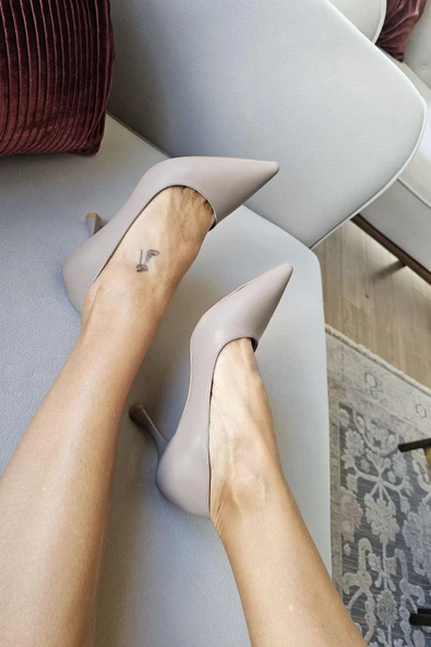10 1109 Topukla Kadın Kadeh Topuklu 8 cm Topuklu Stiletto Ayakkabı - Resim 5
