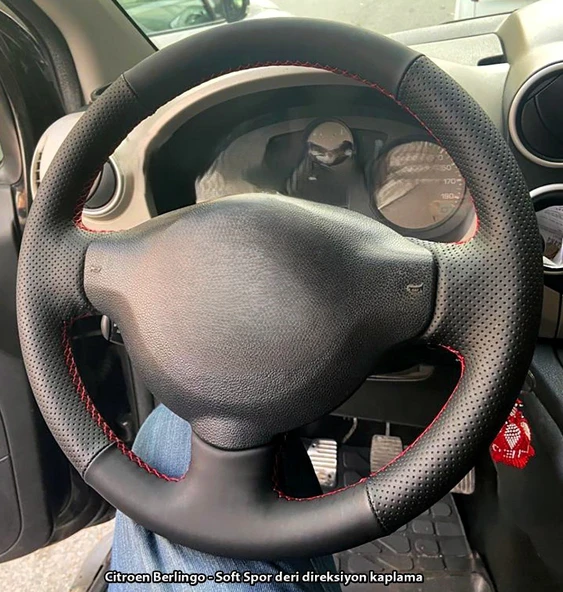 Citroen Berlingo Araca Özel Direksiyon Kılıfı NOKTA DÜZ KIRMIZI İP ürün görseli
