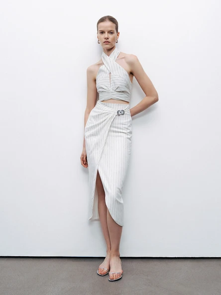 Metal Aksesuarlı Çizgili Keten Midi Etek Nocturne ürün görseli