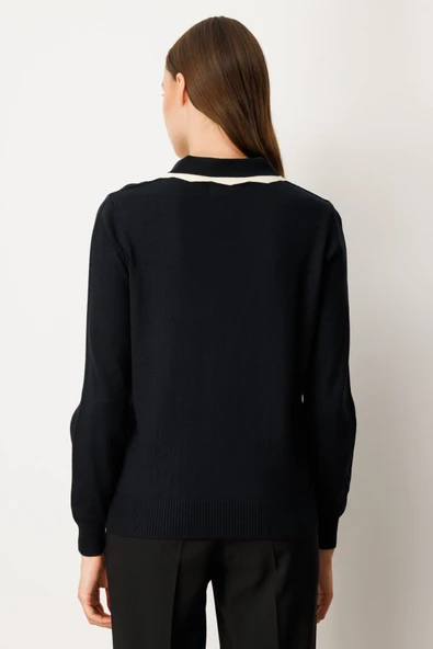 On Yakası Aksesuar Detaylı Triko Kazak On - 12