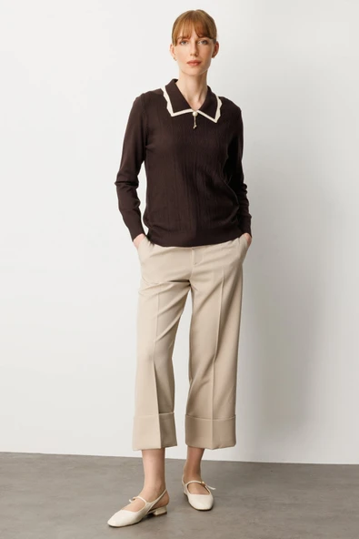 On Yakası Aksesuar Detaylı Triko Kazak On - 7