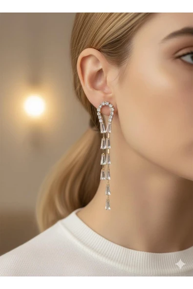 bettin tasarım Altın Renk Bijuter Uzun Sallantılı Zirkon Taşlı Kadın Küpe ürün görseli