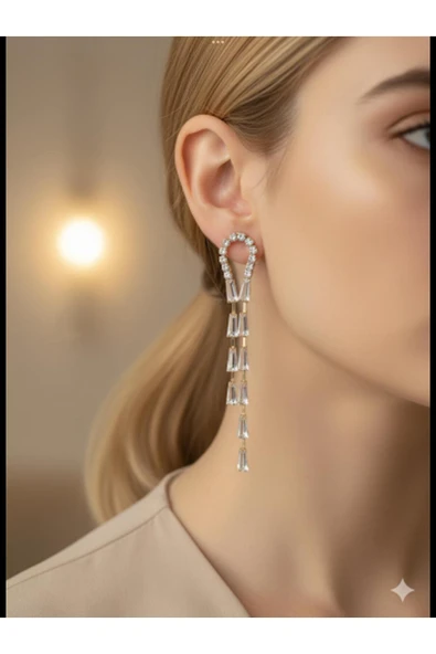 bettin tasarım Altın Renk Bijuter Uzun Sallantılı Zirkon Taşlı Kadın Küpe - Resim 2