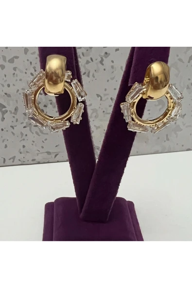 bettin tasarım Zirkon Taş Detaylı Işıltılı Halka Kadın Abiye Küpe - Resim 3