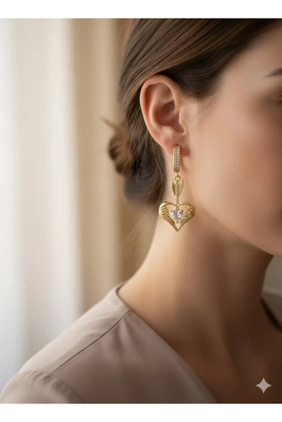 bettin tasarım Paslanmaz Çelik Kalp Sallantılı Zirkon Taşlı Sarı Küp ürün görseli