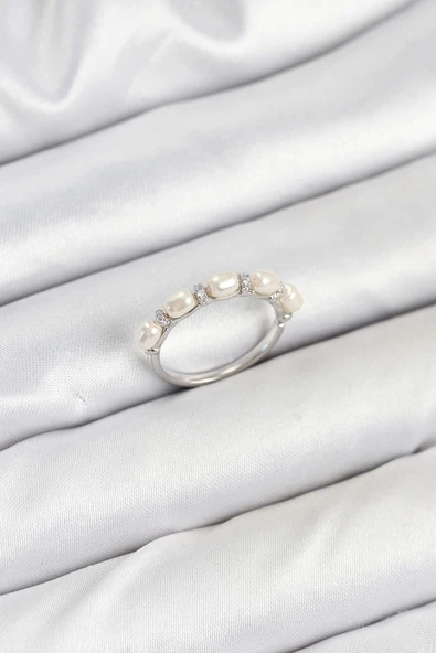 Pirinç Gümüş Renk Sıralı İncili Kadın Yüzük