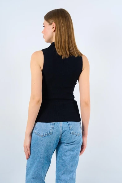 Patlı Düğmeli Triko Atlet - Siyah - Resim 5