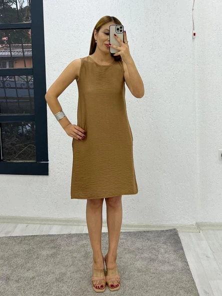 Kadın Keten Kumaş Cep Detaylı Sıfır Kol Elbise ürün görseli